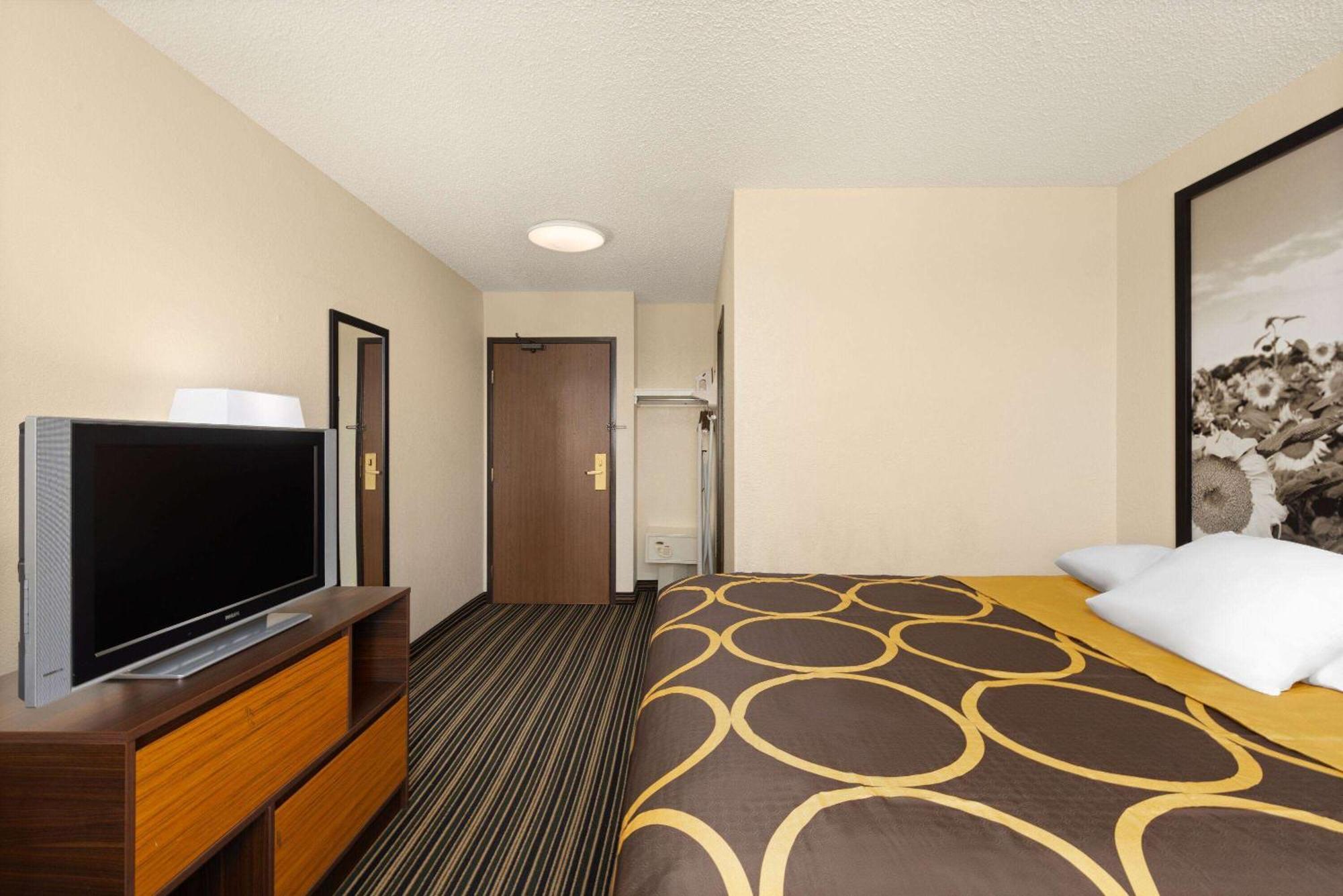 Super 8 By Wyndham Dodge City Kültér fotó